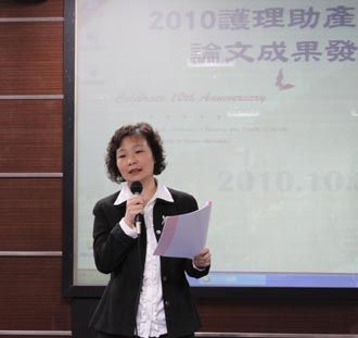 講評者護理系盧玉贏老師。