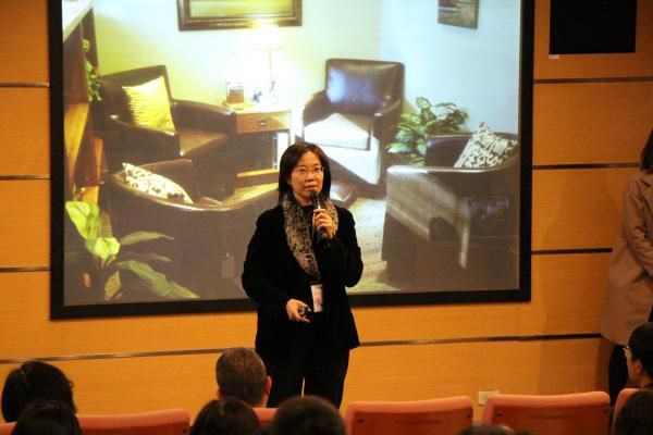 幸福人學院透過舉辦「療傷教育」國際研討會深化幸福療癒力(圖為院長李玉嬋)