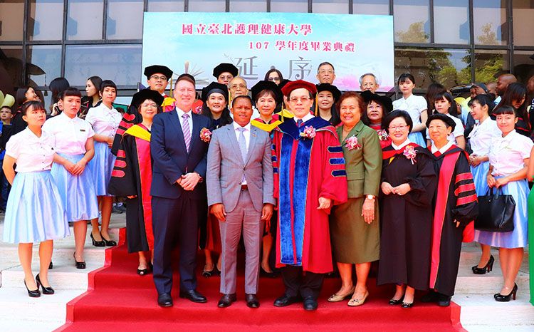 謝楠楨校長及與會嘉賓合照