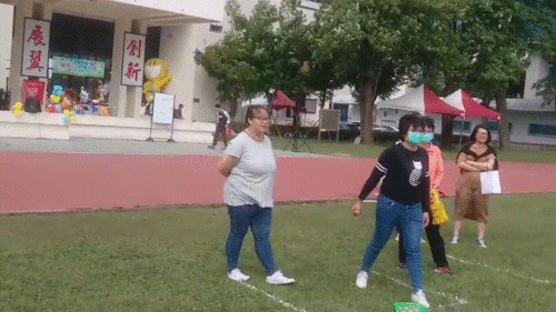 運動會活動師生戴口罩配合防疫