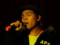 深情演出
